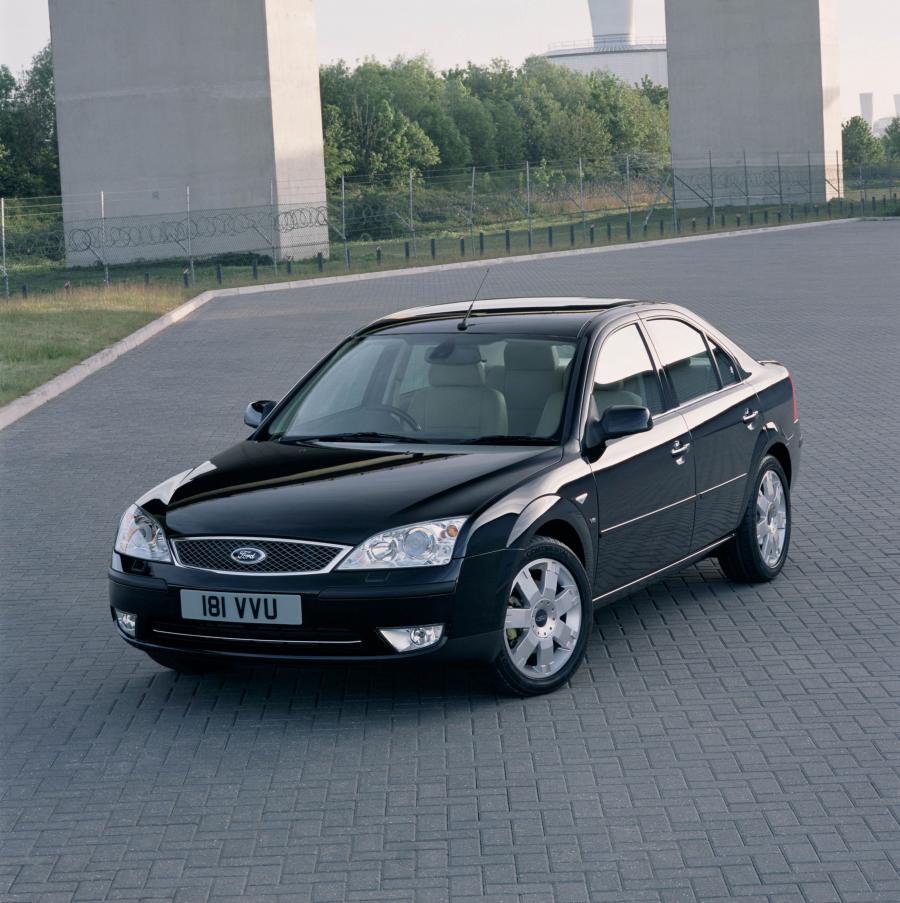  Ford Mondeo 2003 года  (фото 29 из 52)